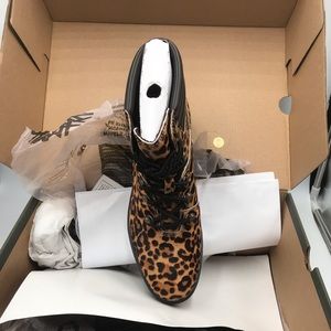 Timberland Women’s London Square Boot 8.5